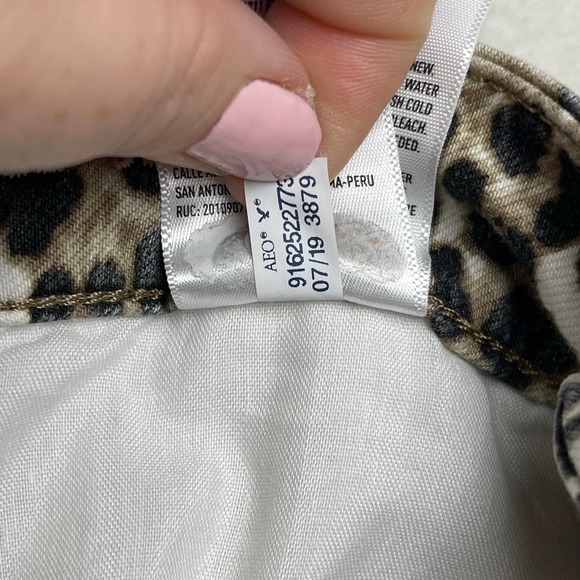 American Eagle Hi-Rise Jegging Stretch Pants Cheetah Leopard Animal Print Size 6 - Picture 11 of 14
